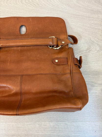UTERQÜE. Bolso piel camel