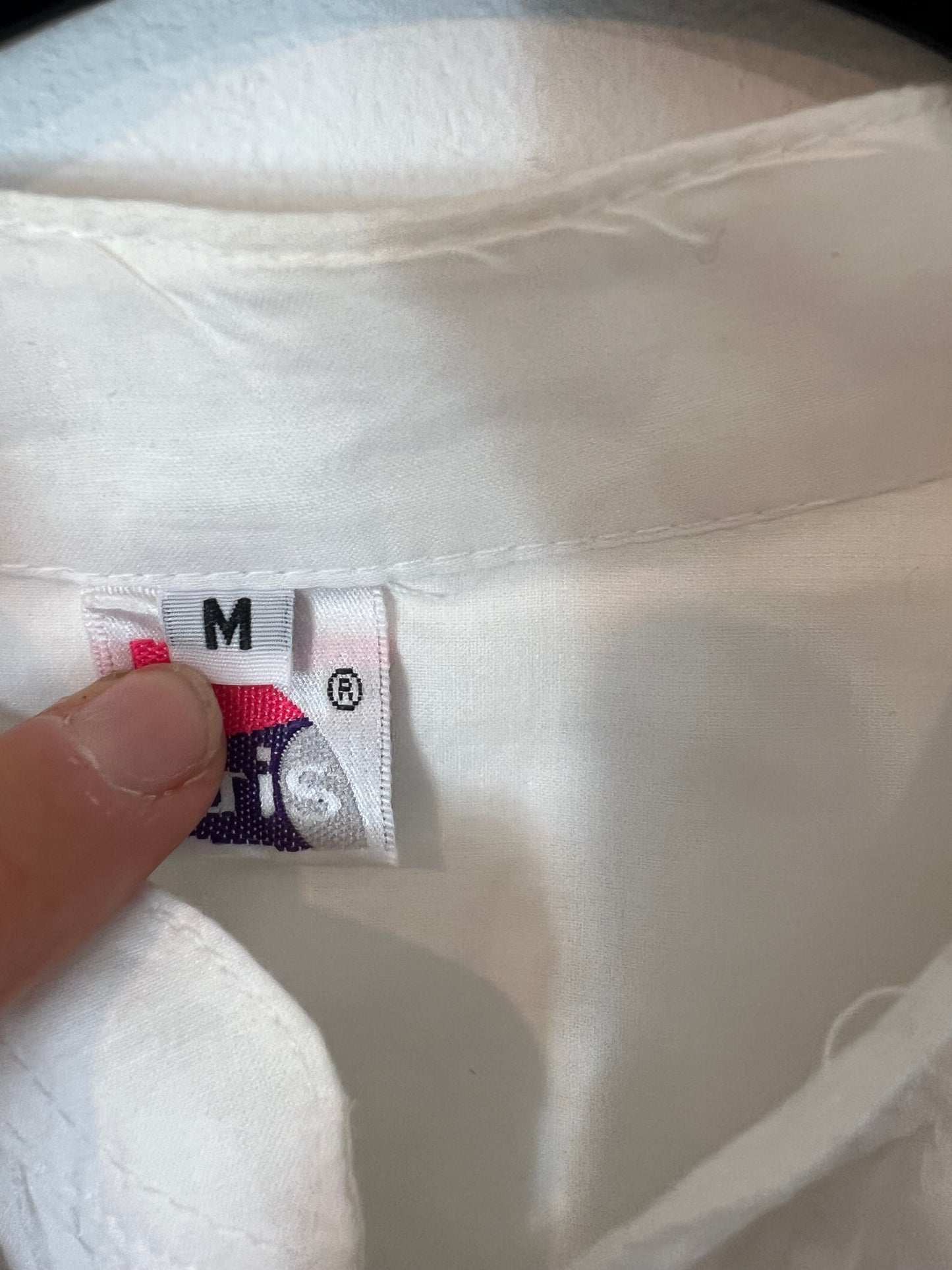 OTHERS. White blouse with neckline detail. TM