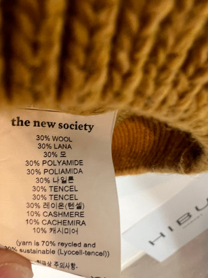 THE NEW SOCIETY. jersey mostaza ochos T.s