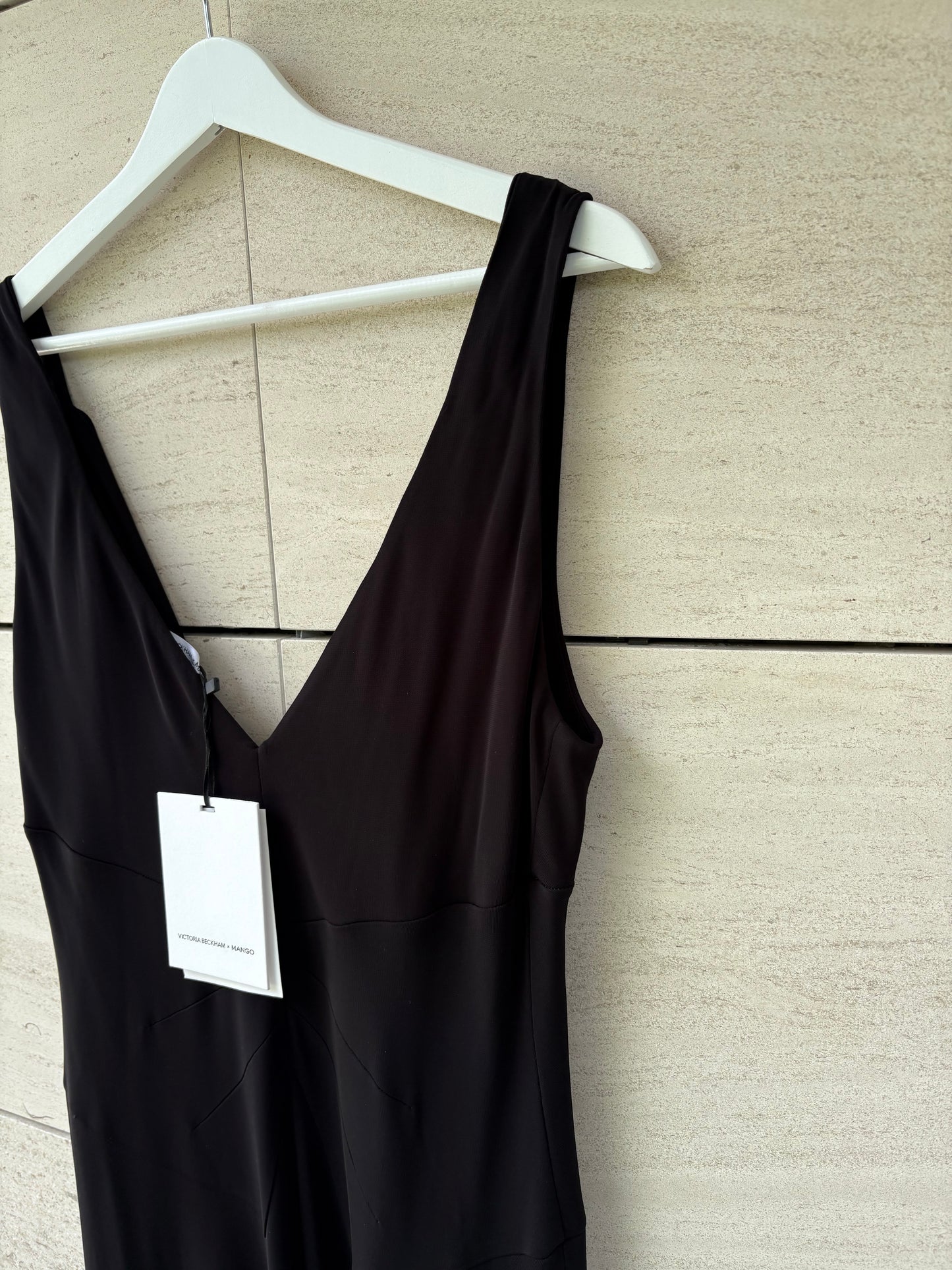 VICTORIA BECKHAM x MANGO. Vestido punto escote drapeado