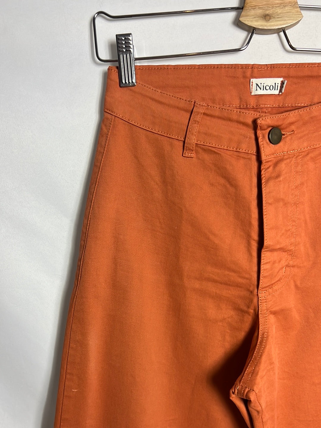 NICOLI. Pantalón culotte naranja.T 34