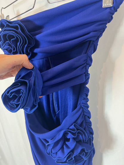 ZARA. Short blue fitted dress with slits. TS