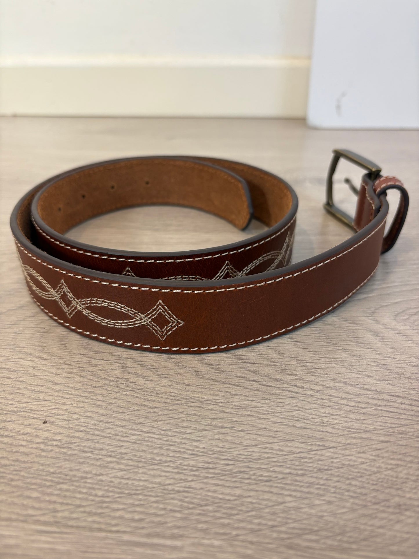 BARILOCHE. Houndstooth trousers size 36