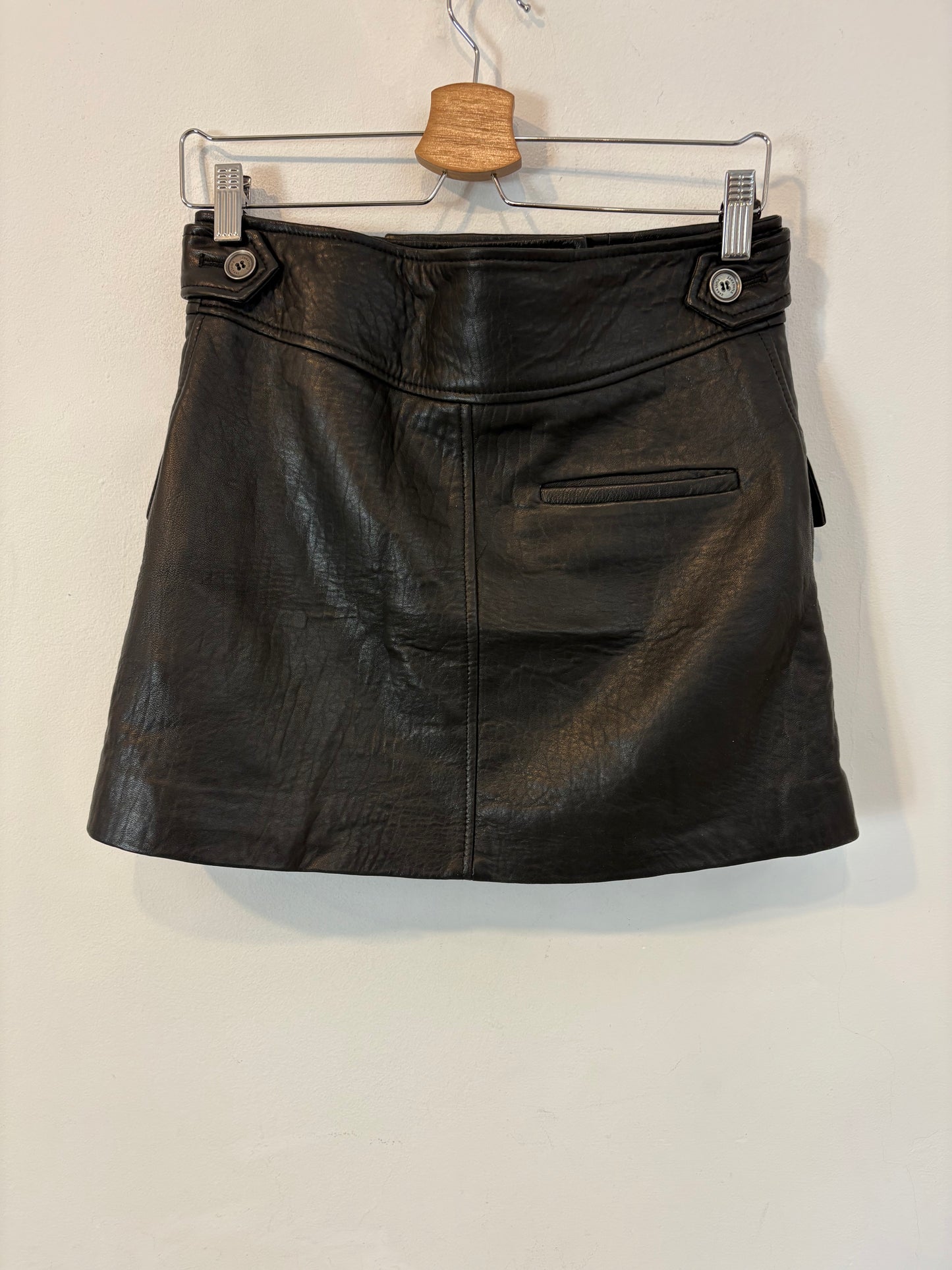 ZARA.Falda cruzada piel