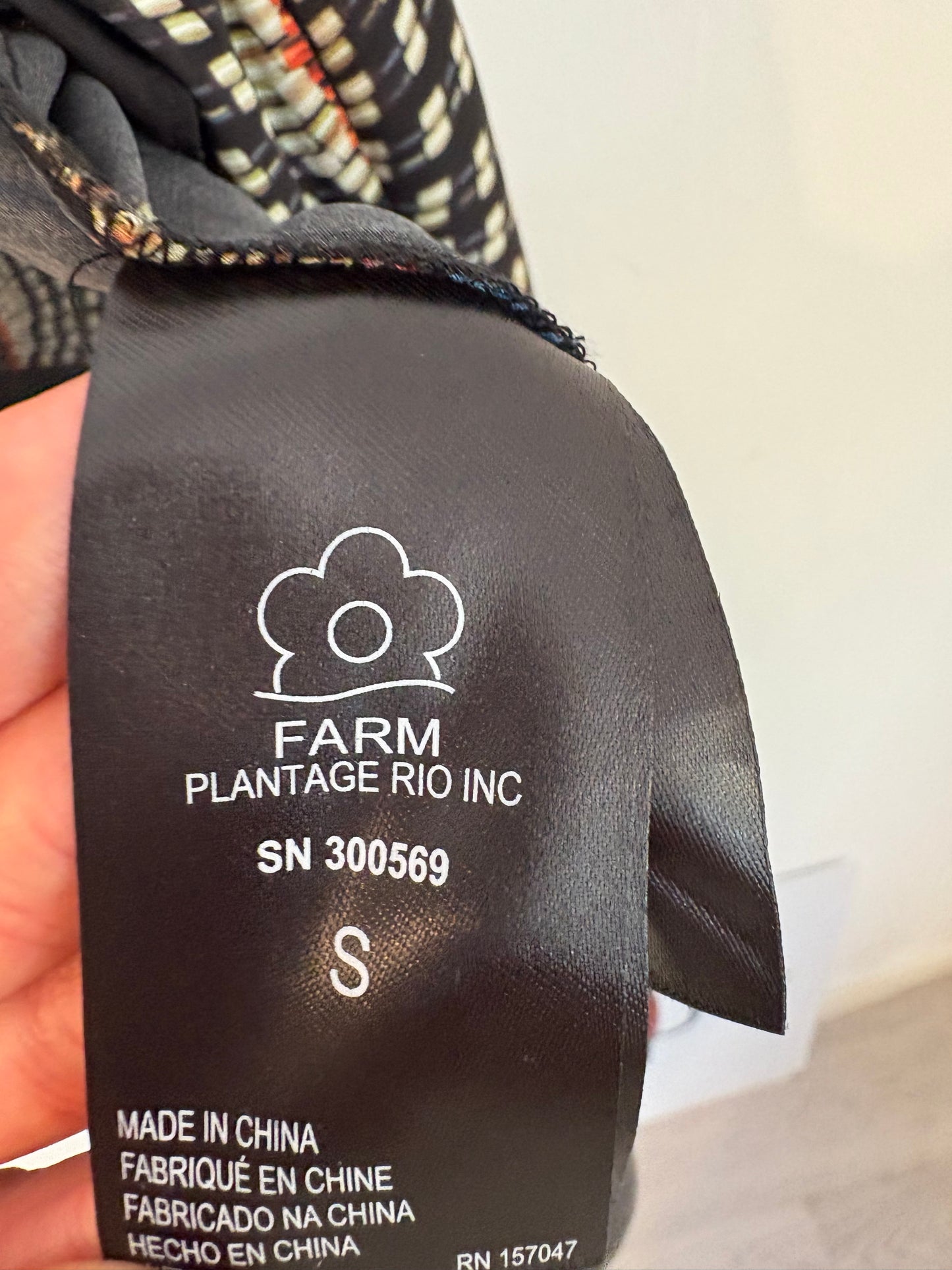 FARM RIO. Top largo abertura estampado
