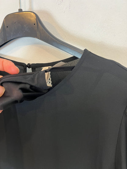 H&M. Vestido midi negro fluido. T 38