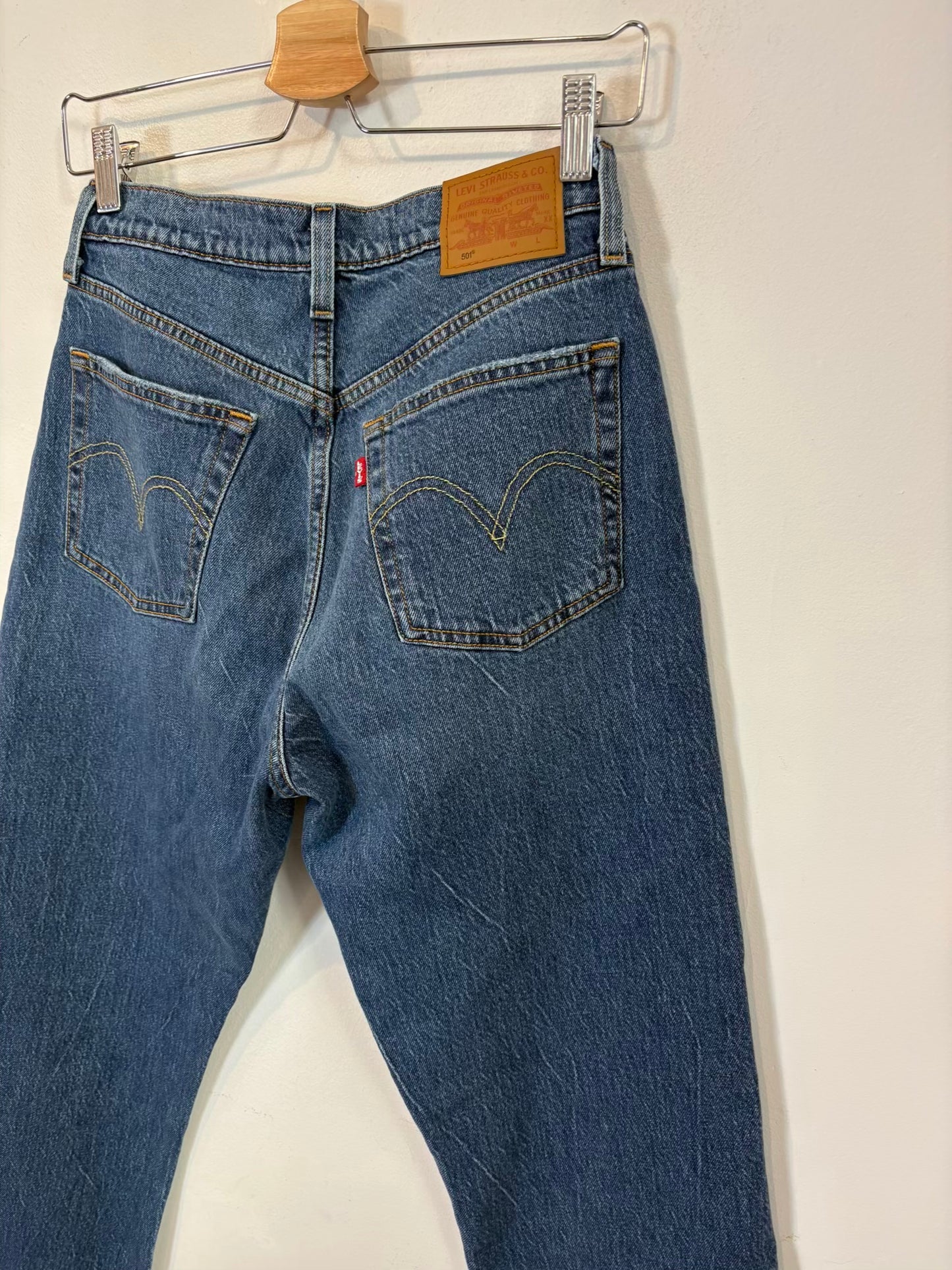 LEVI,S. Denim recto abotonado