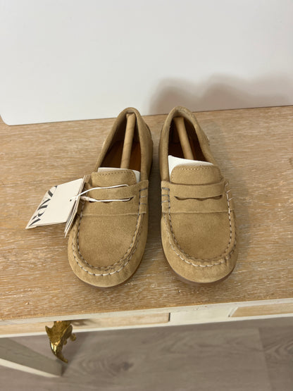 ZARA. Beige loafers. Size 26