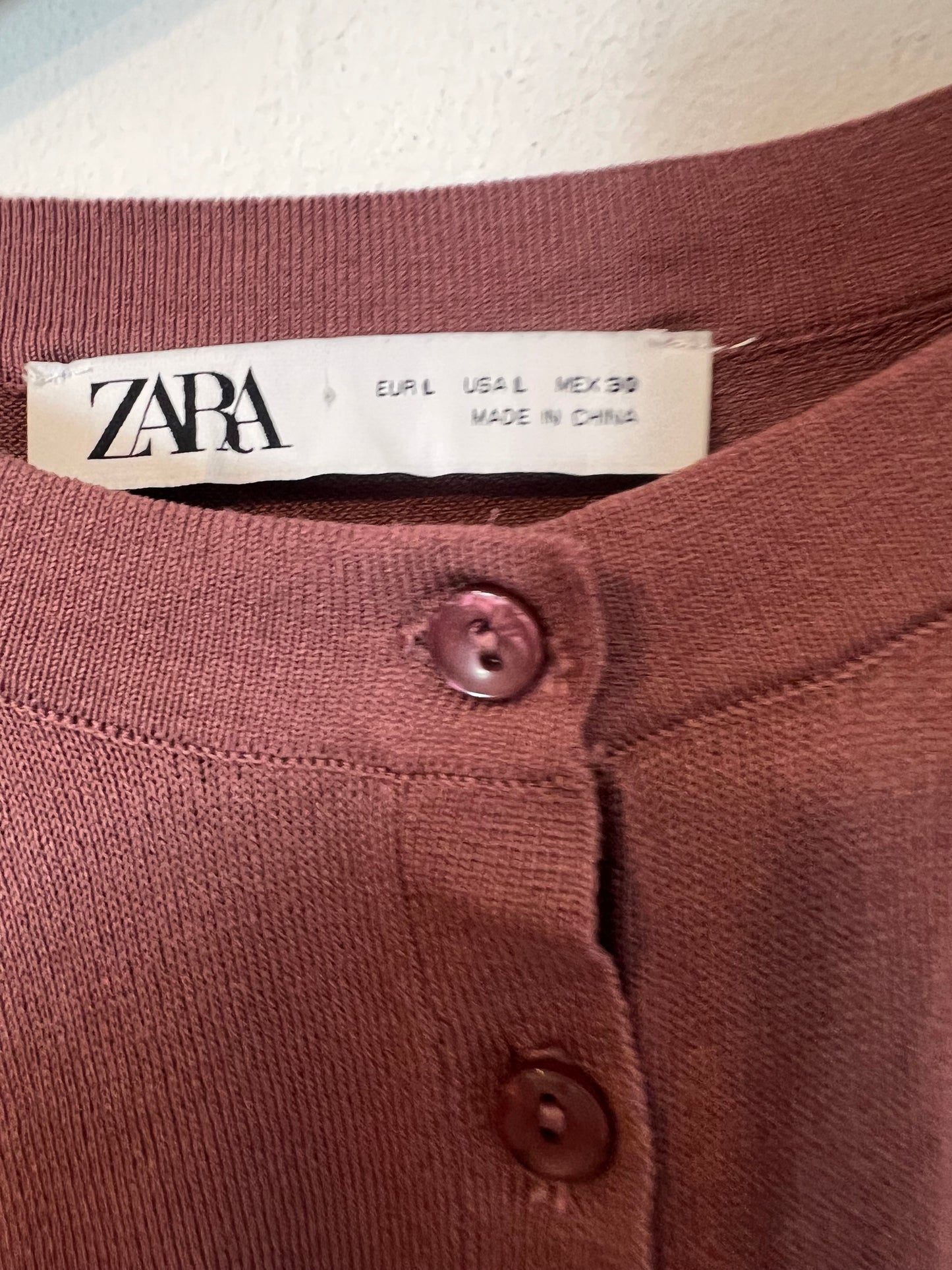 ZARA. Fine eggplant sweater. TL
