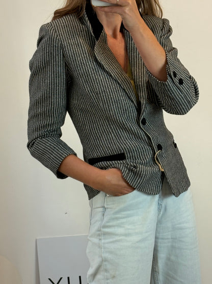 Blazer espiga detalles en terciopelo