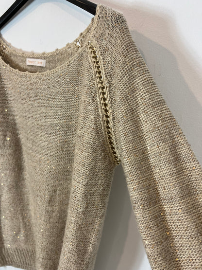 PEACE N' LOVE. Beige sequin sweater Your(s)