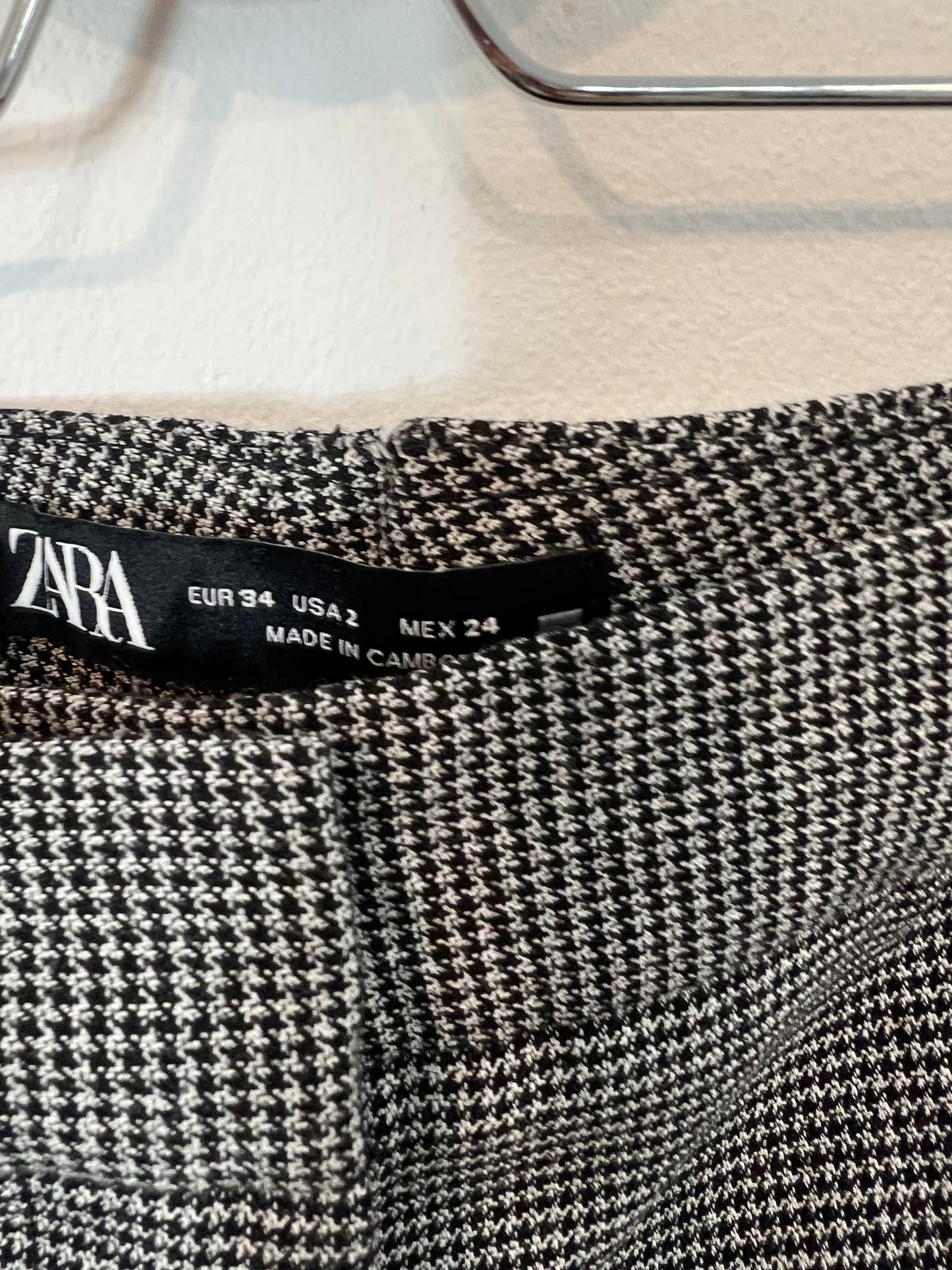 ZARA. Total look pata de gallo T.34