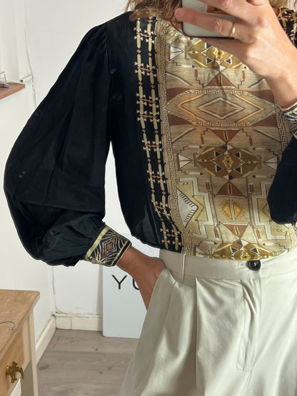 THE WHITE RAVEN. Blusa seda estampada. T S