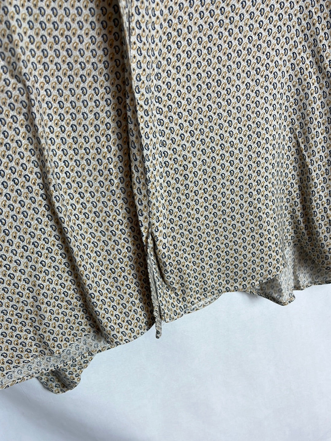 ZARA. Printed beige blouse. T.L.