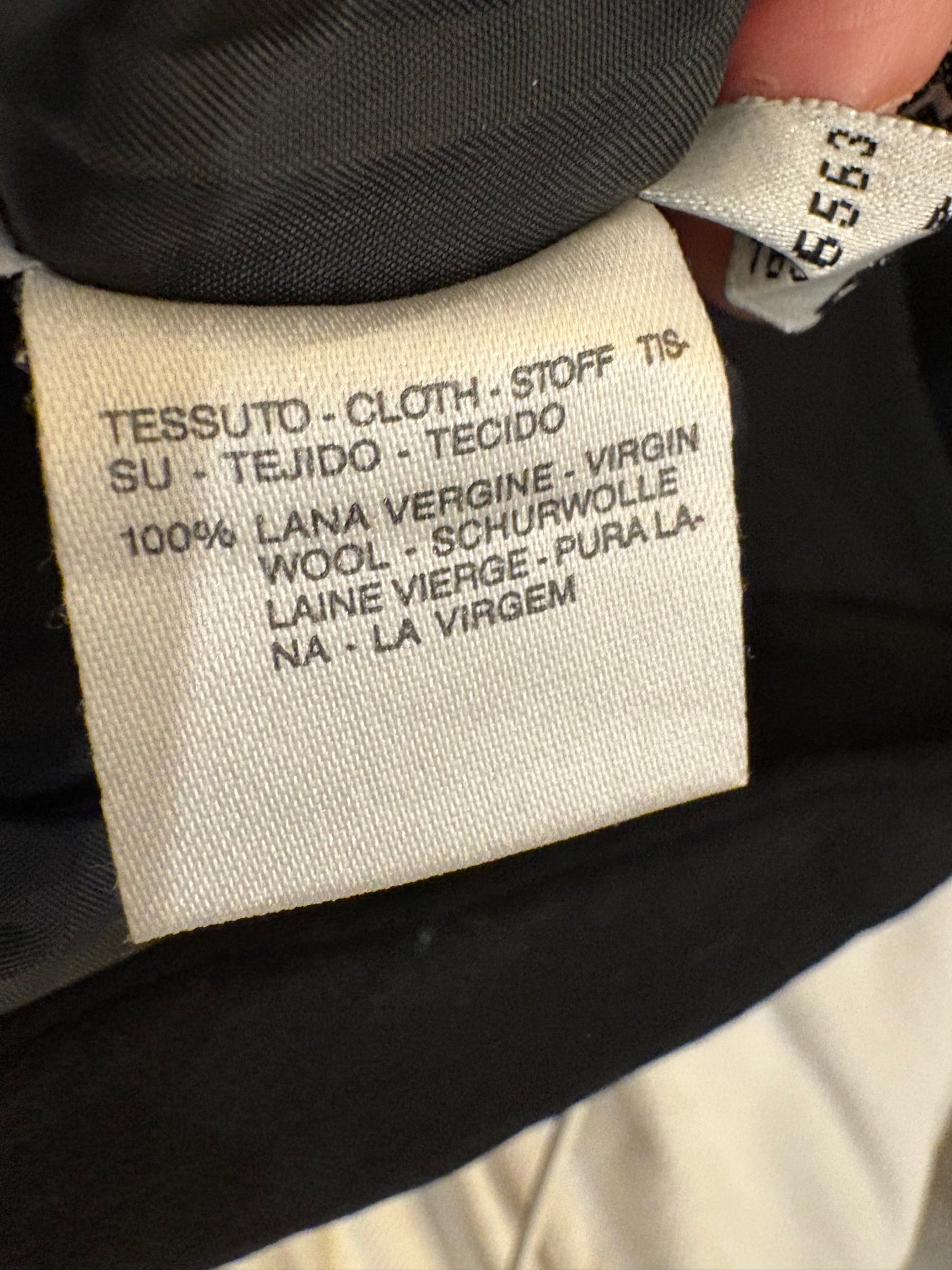 MAxMARA.Blazer negra cruzada