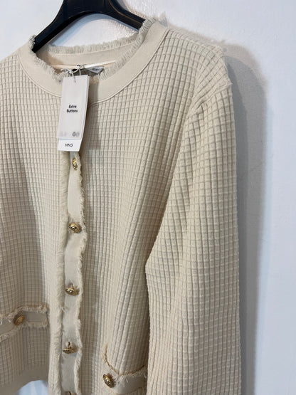 MANGO. Beige textured knit jacket. TL (Tara)