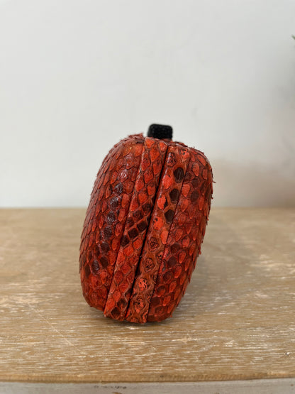 BECARA. Bolso de mano piel