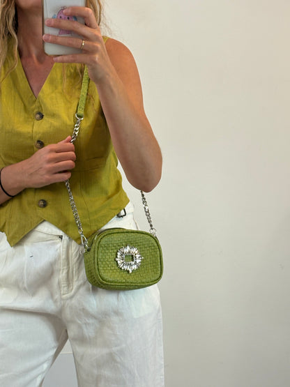 ZARA. Bolso verde broche