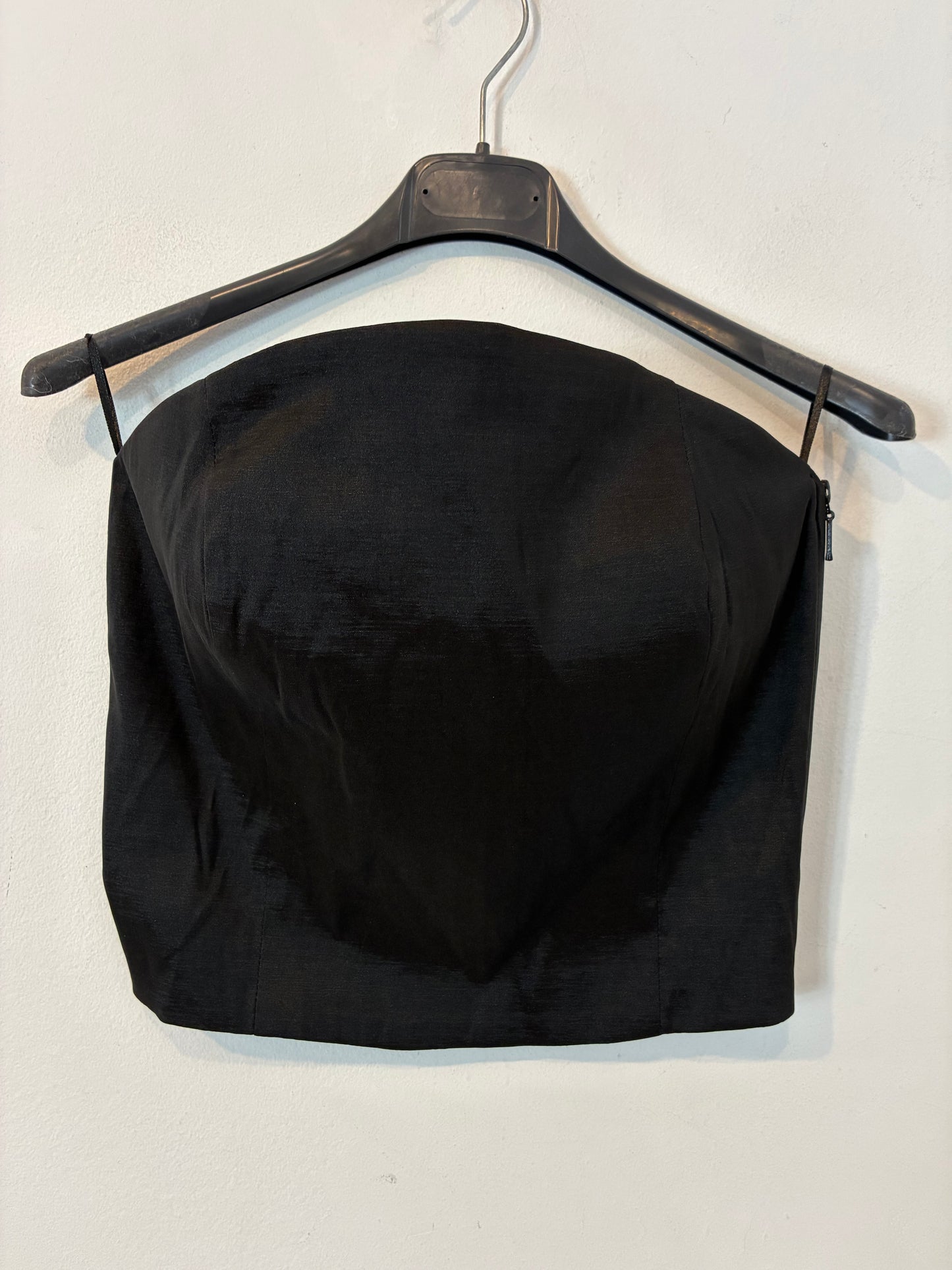 BIMANI. Top palabra de honor negro