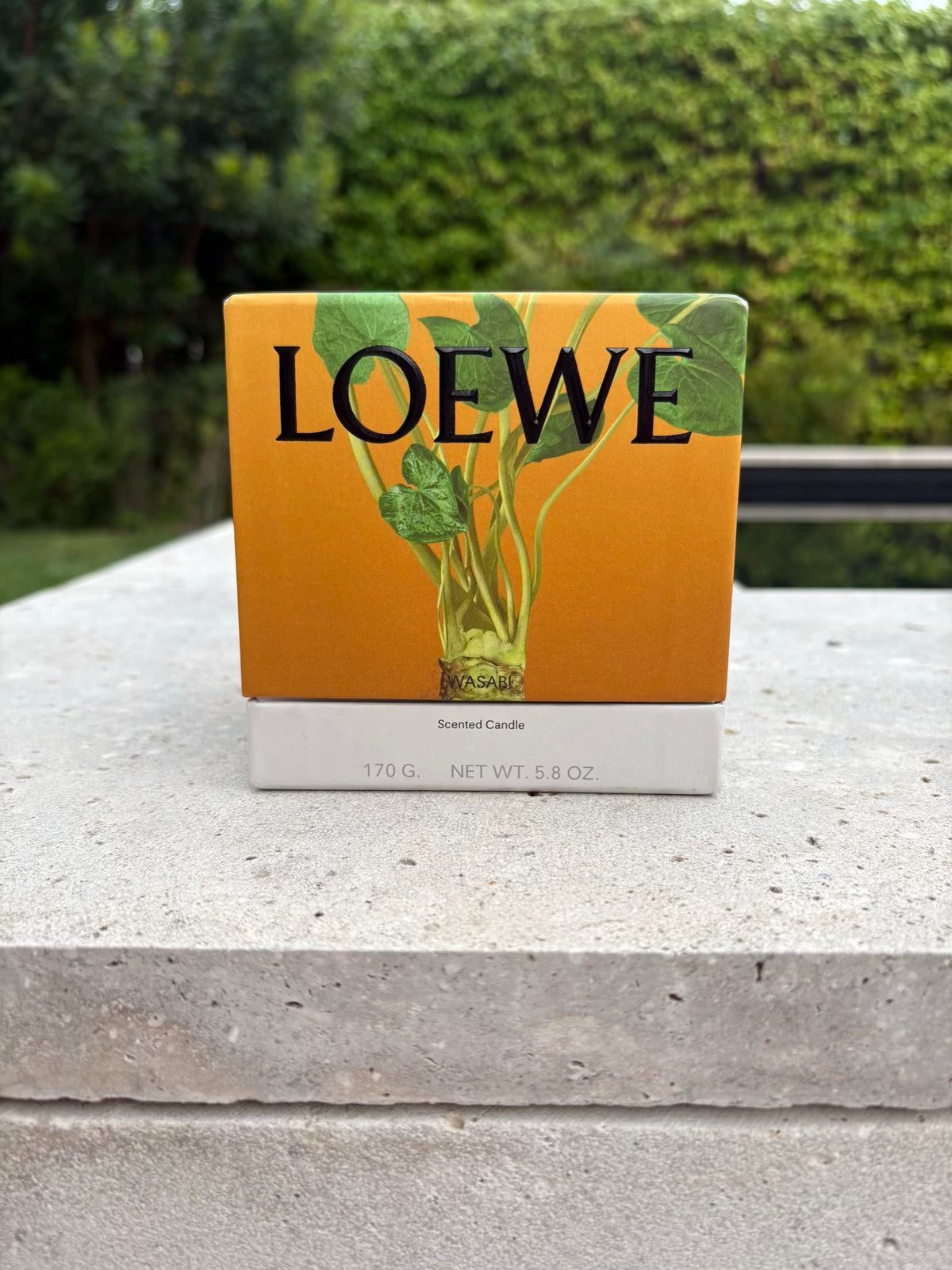 LOEWE. Vela aromática
