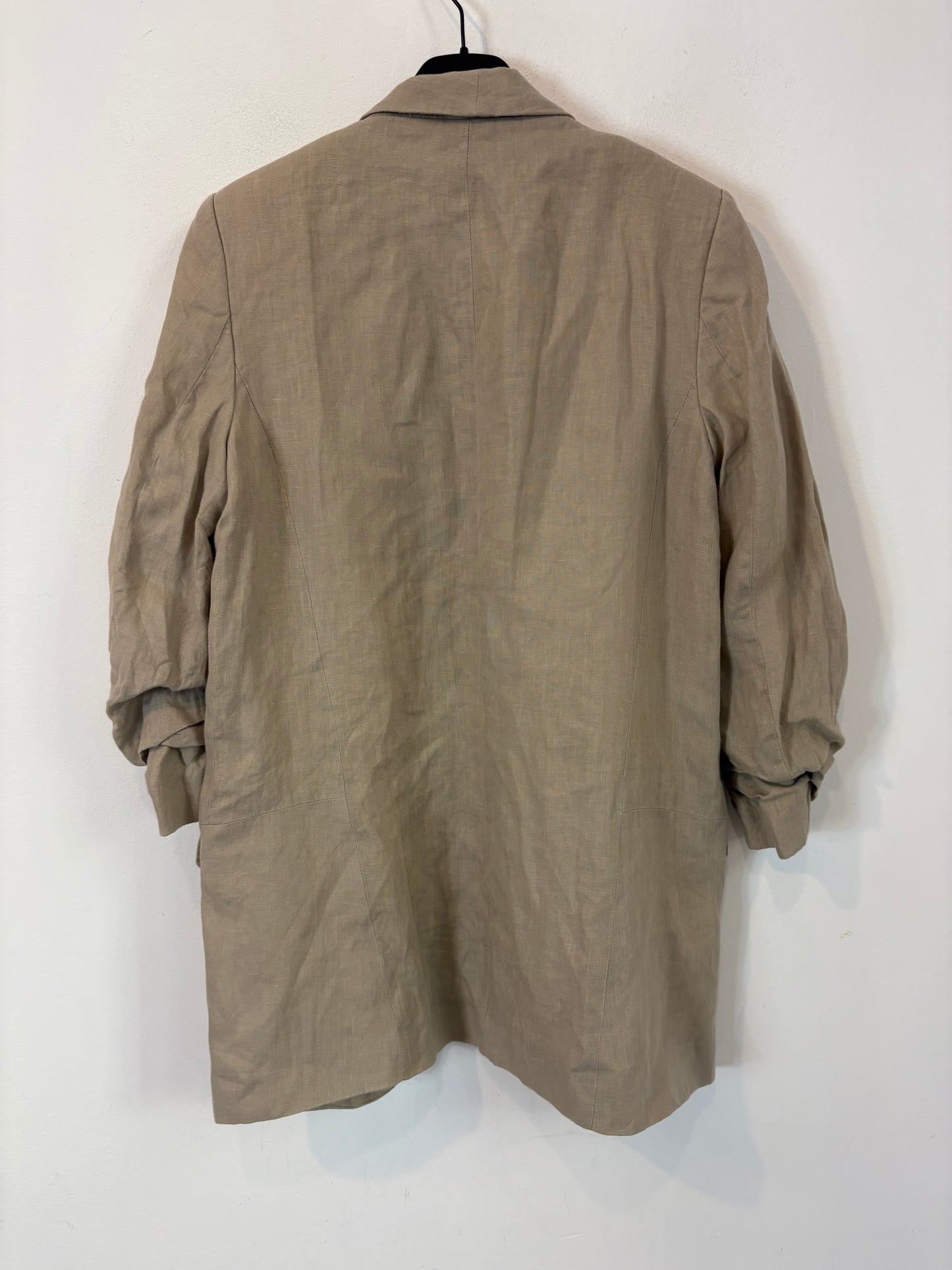 ZARA. Blazer lino beige tostado