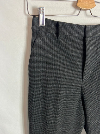 UNIQLO. Grey checked pleated trousers. Size XS