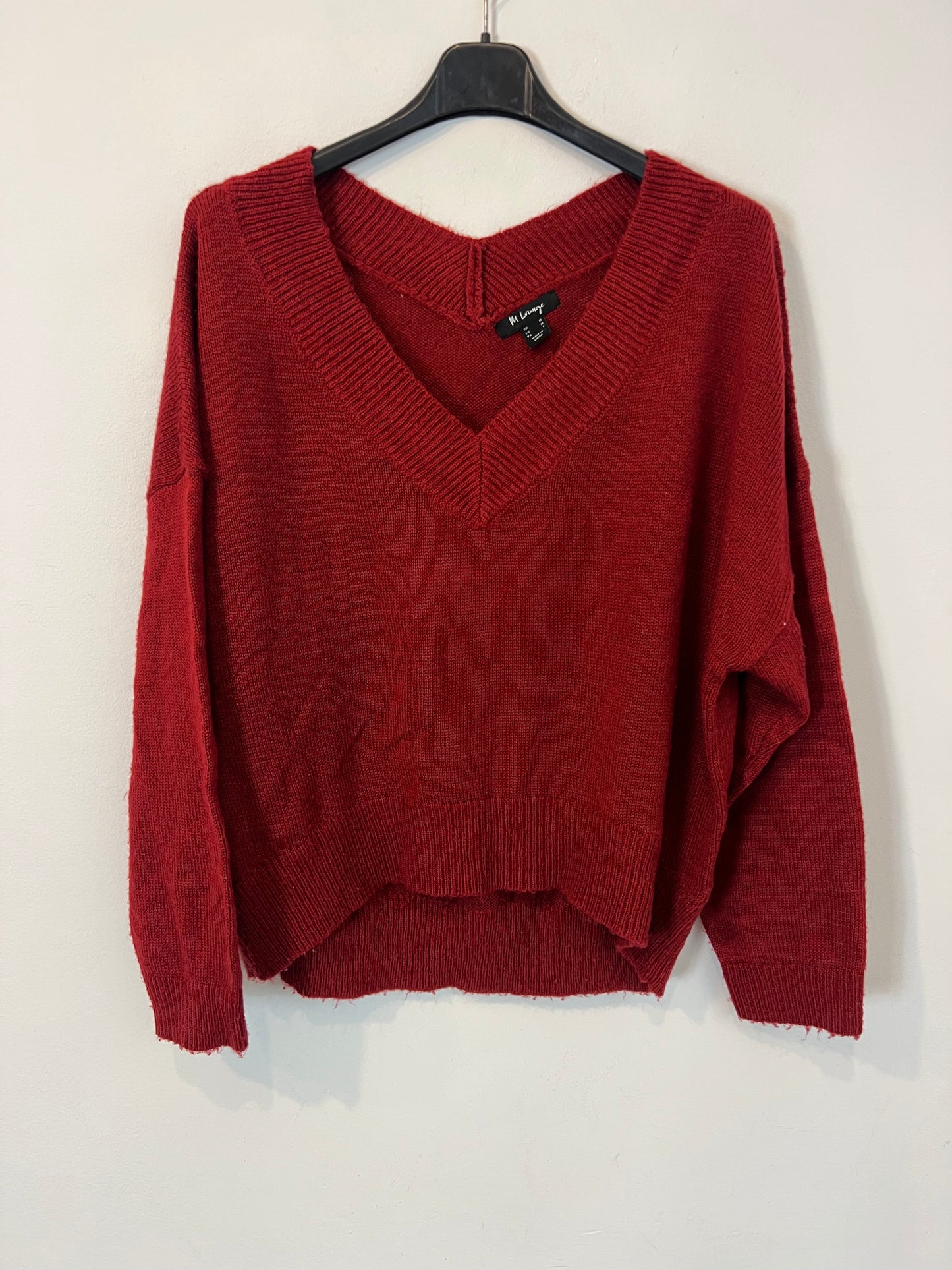 M LOUNGE. Jersey rojizo cuello pico  T.m