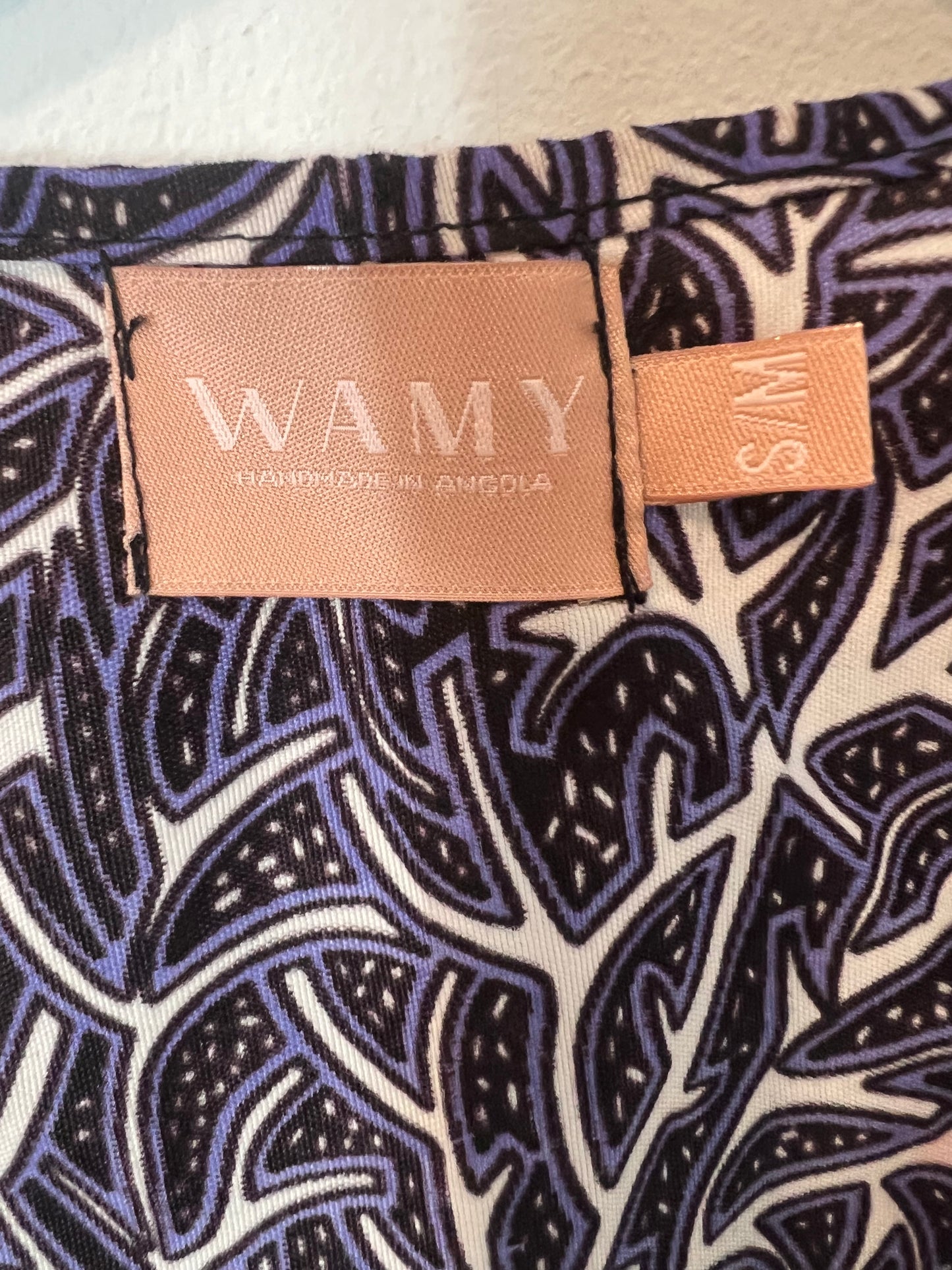 WAMY. Top cruzado manga abullonada. T S/M