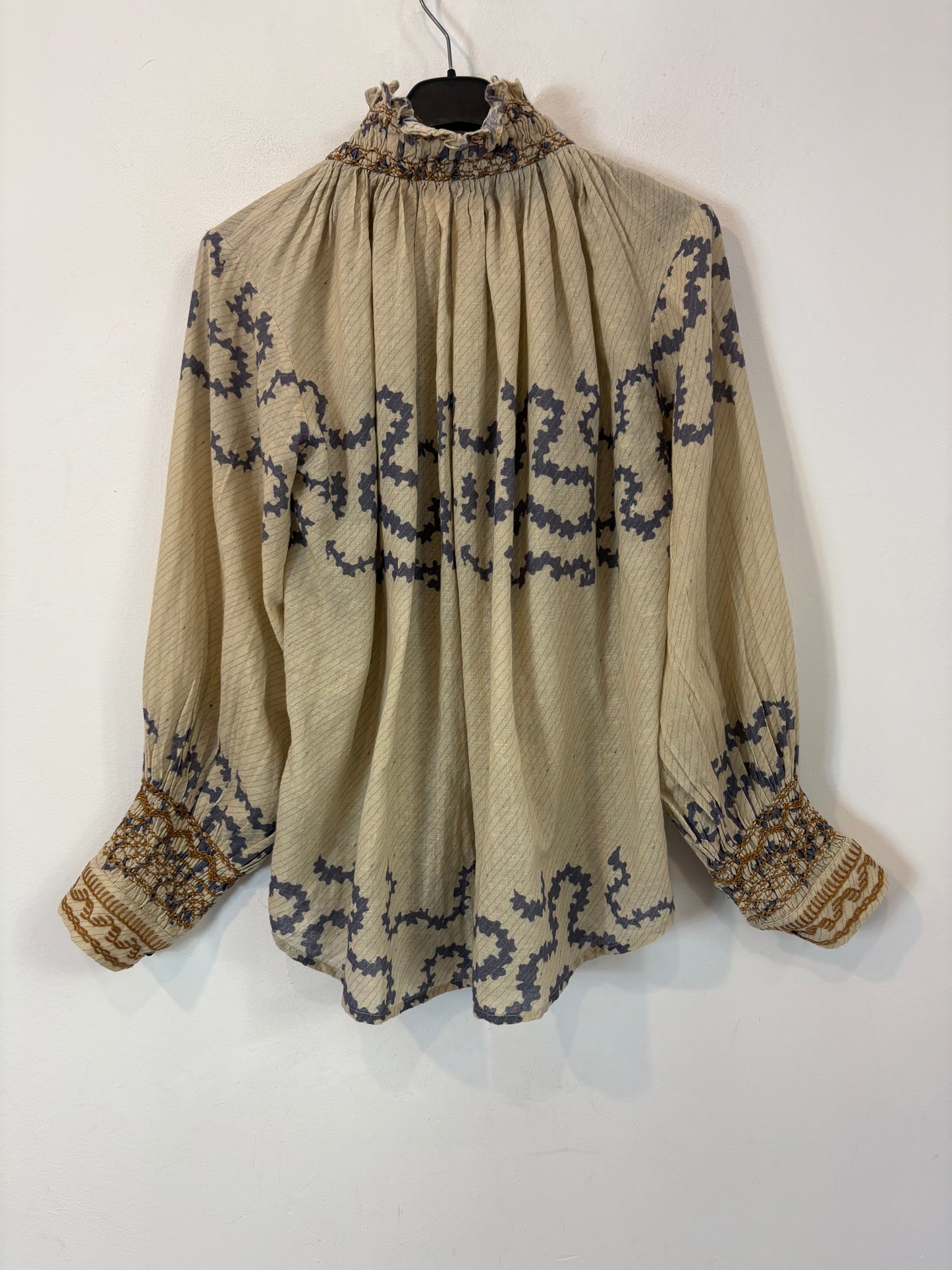 CORD. Blusa volumen estampada