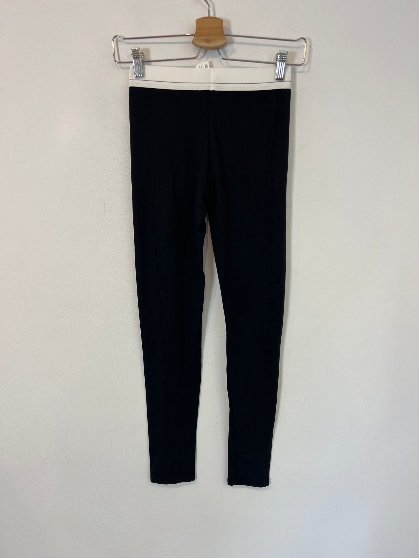 ZARA. Mallas deportivas detalle cintura. T S