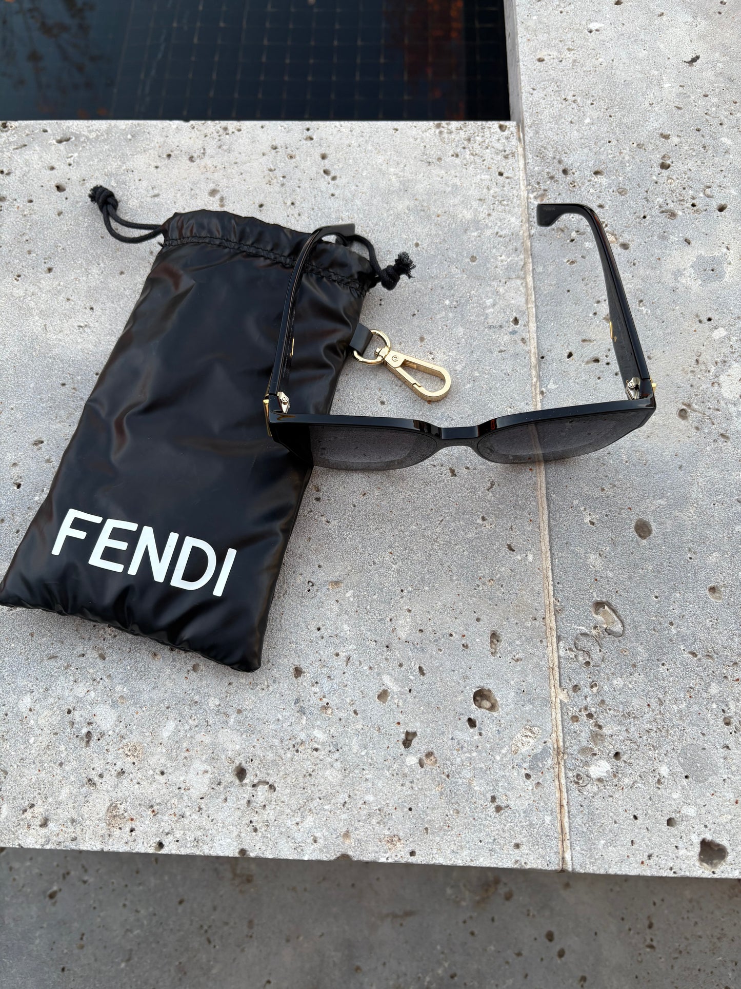 FENDI. Gafas de sol Fendi First