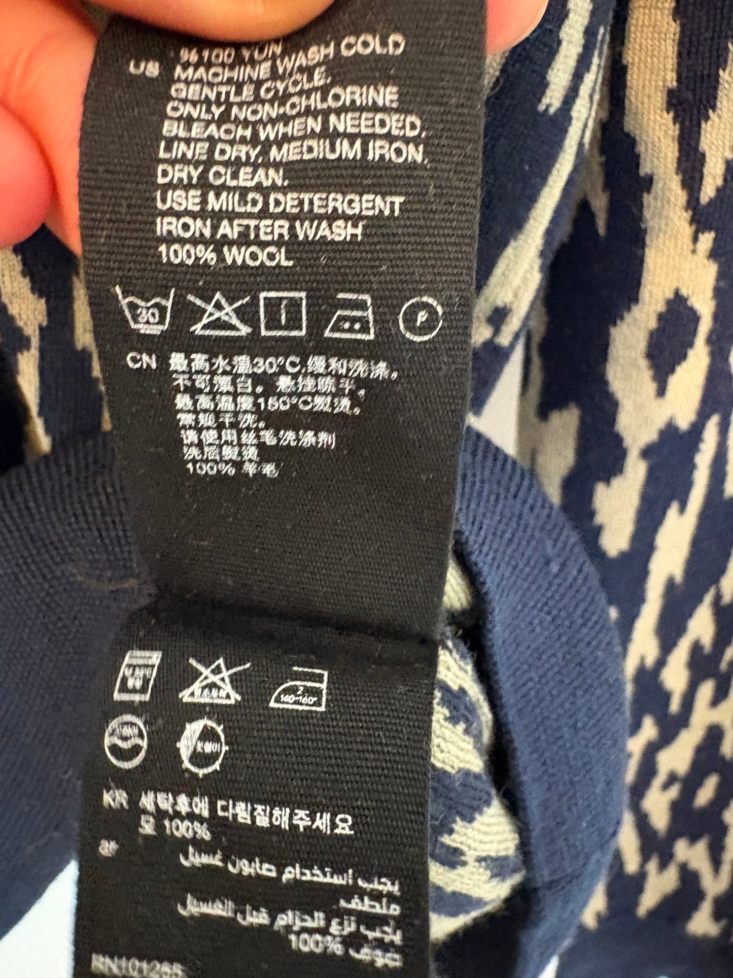 &OTHER STORIES. Jersey lana estampdao