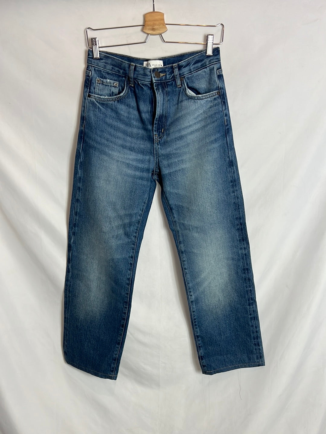 ZARA. Straight-leg denim trousers, size 34