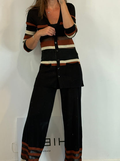 IS COMING. Conjunto punto rayas T.s