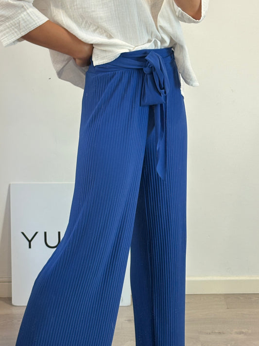 Pantalón azul klein fluido