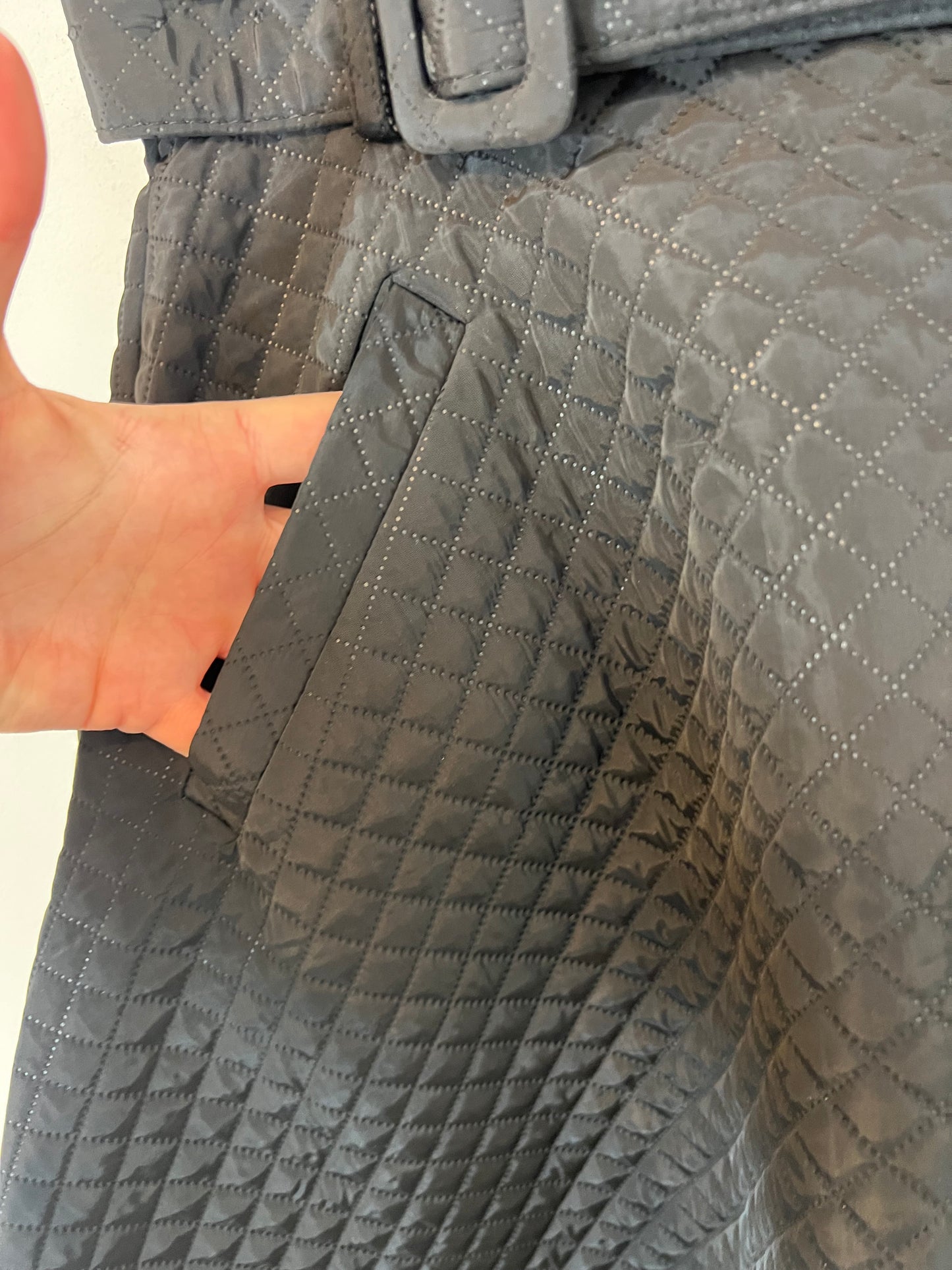 MARAISLISE. black quilted midi skirt T.2(38)