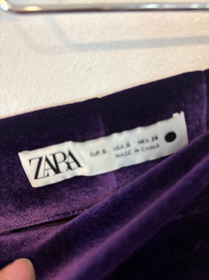 ZARA. Falda midi terciopelo