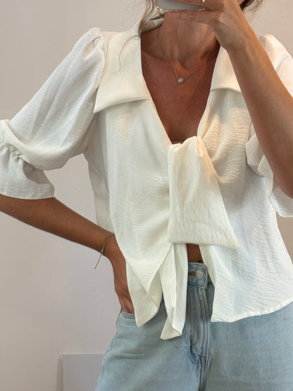 OTHERS. White bow top YOUR(s)