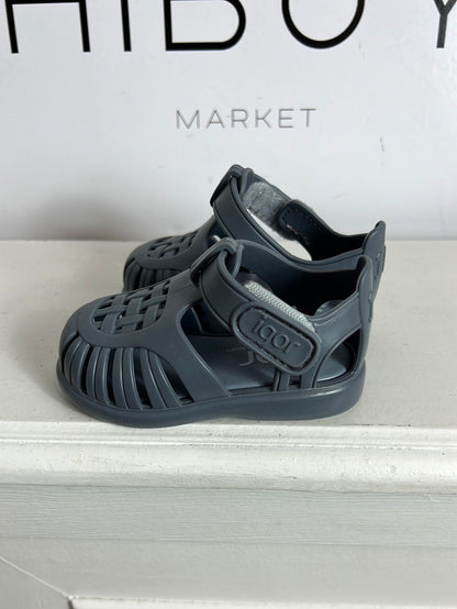 IGOR. Dark blue jelly shoes. Size 18