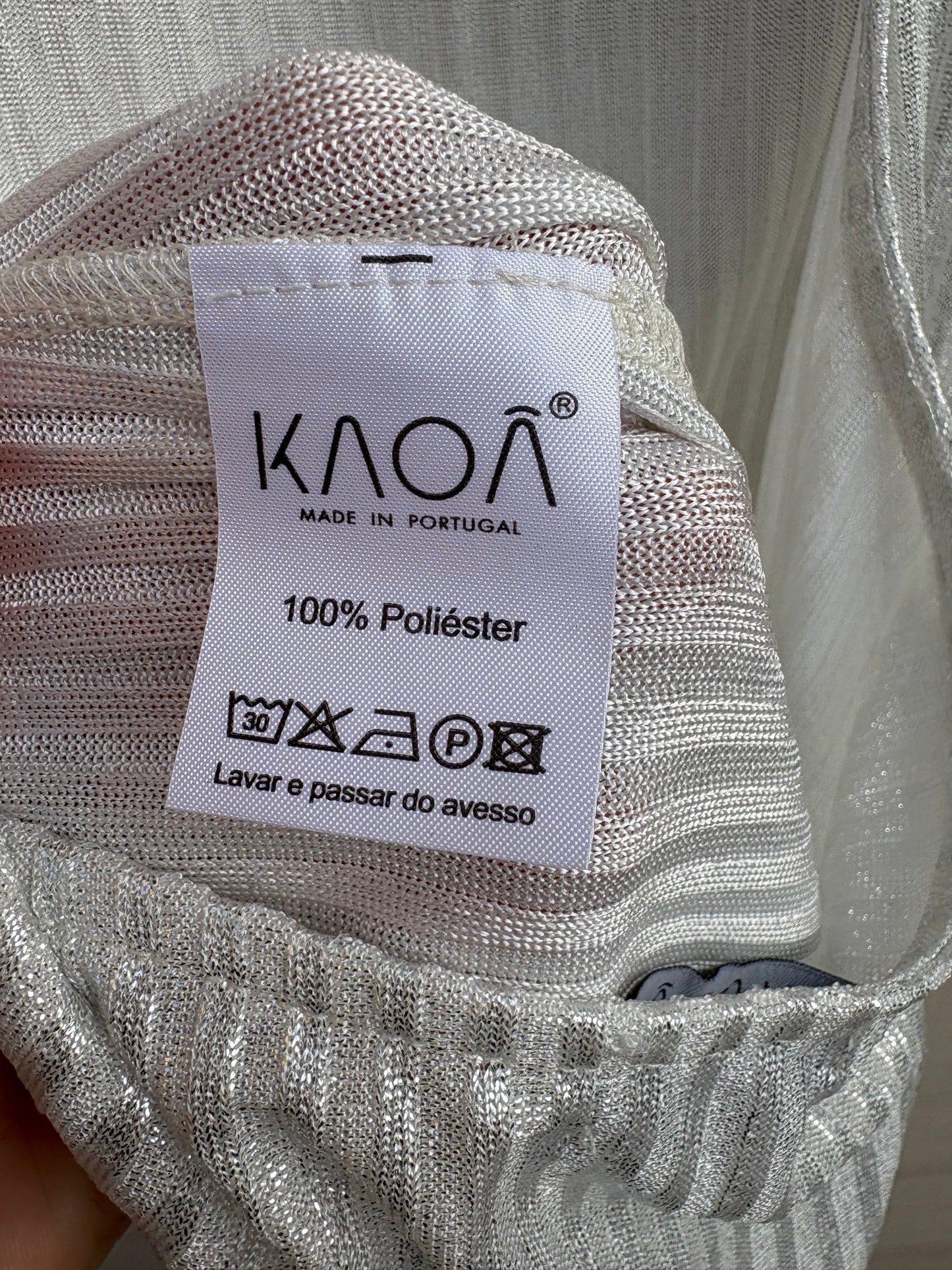 KAOÁ. Vestido largo textura espalda baja