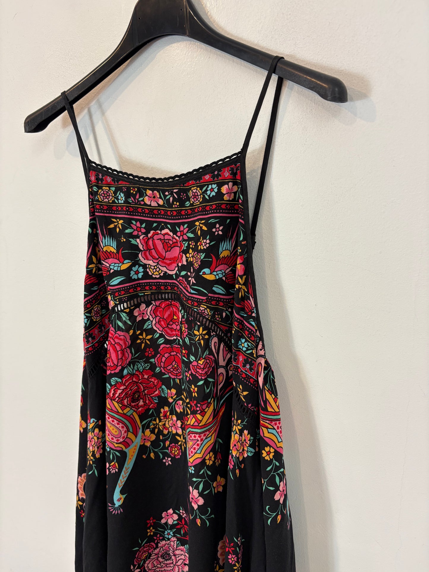 SPELL. Vestido midi fluido estampado