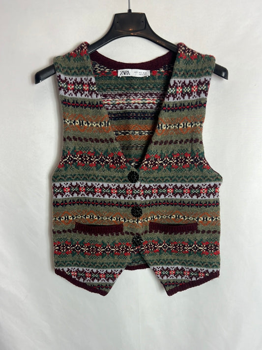 ZARA. Green button-print vest. TS