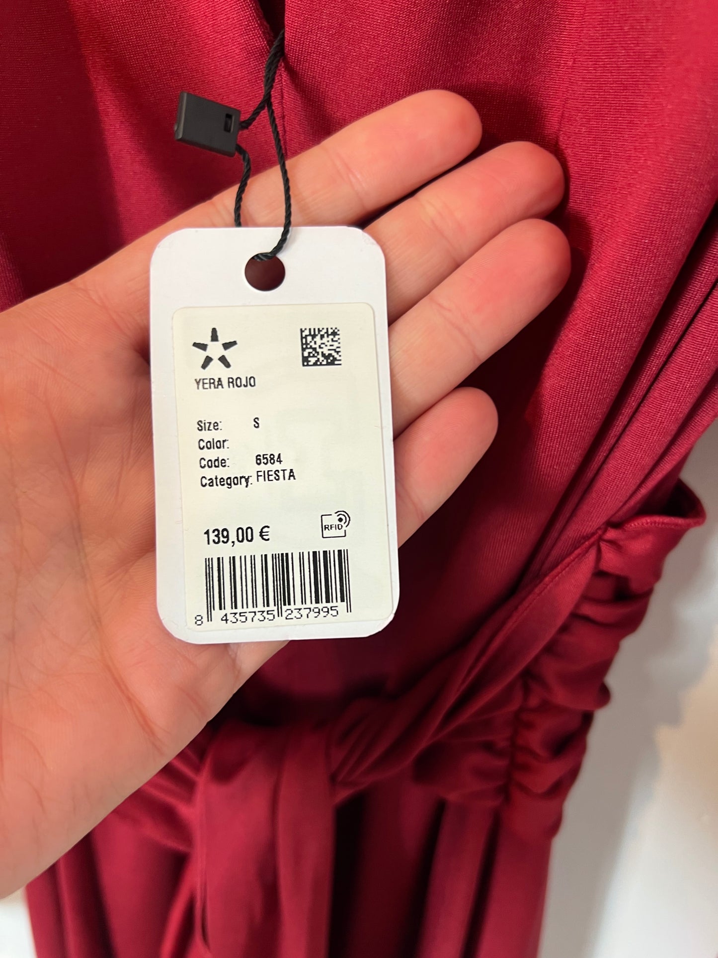 VICTORY. Stretch burgundy midi dress. T.S.