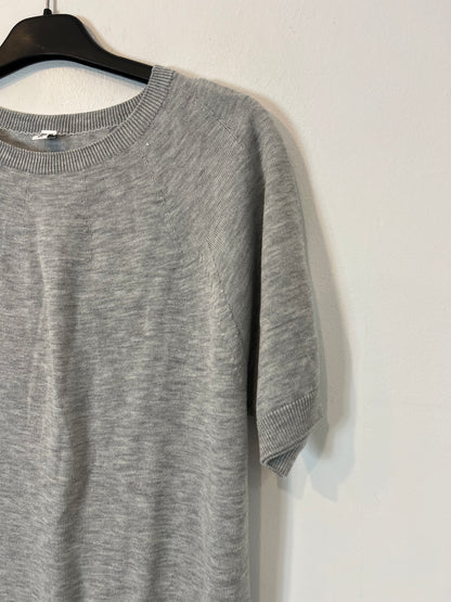 UNIQLO. Top punto gris T.xs