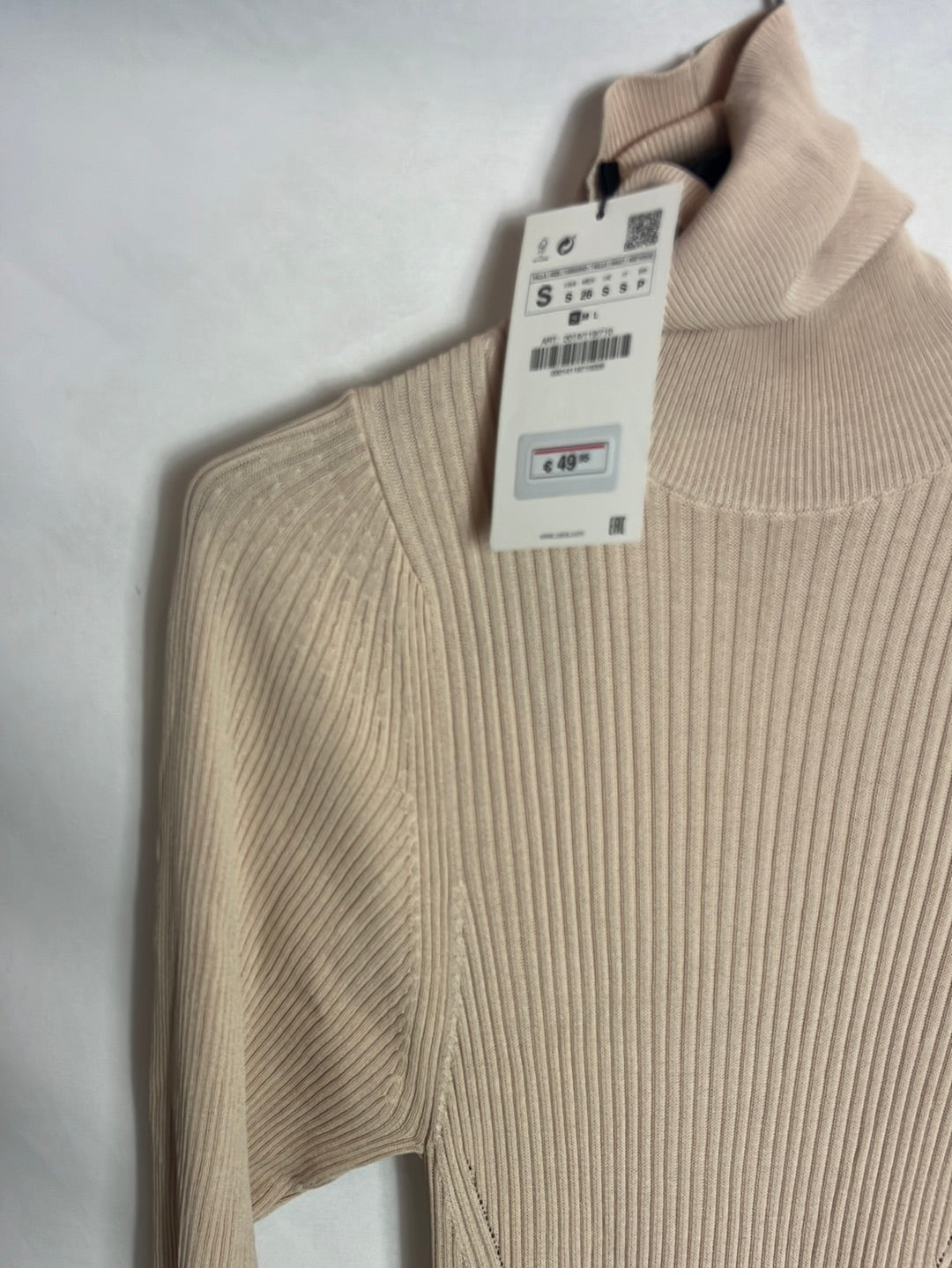 ZARA. Vestido largo canale beige. T S