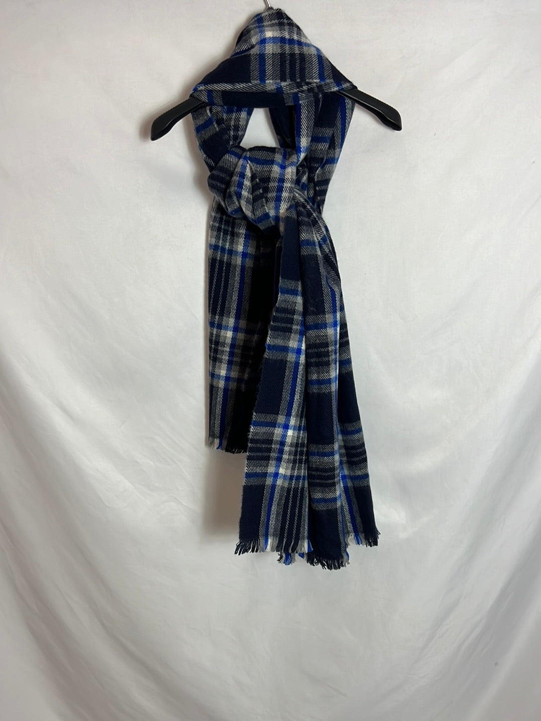 ZARA MAN. Bufanda azul cuadros