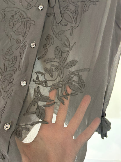 BARBARA BUI. Blusa negra semitransparente. T 36