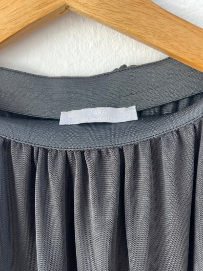 ZARA. Vestido negro escote fruncido punto T.m