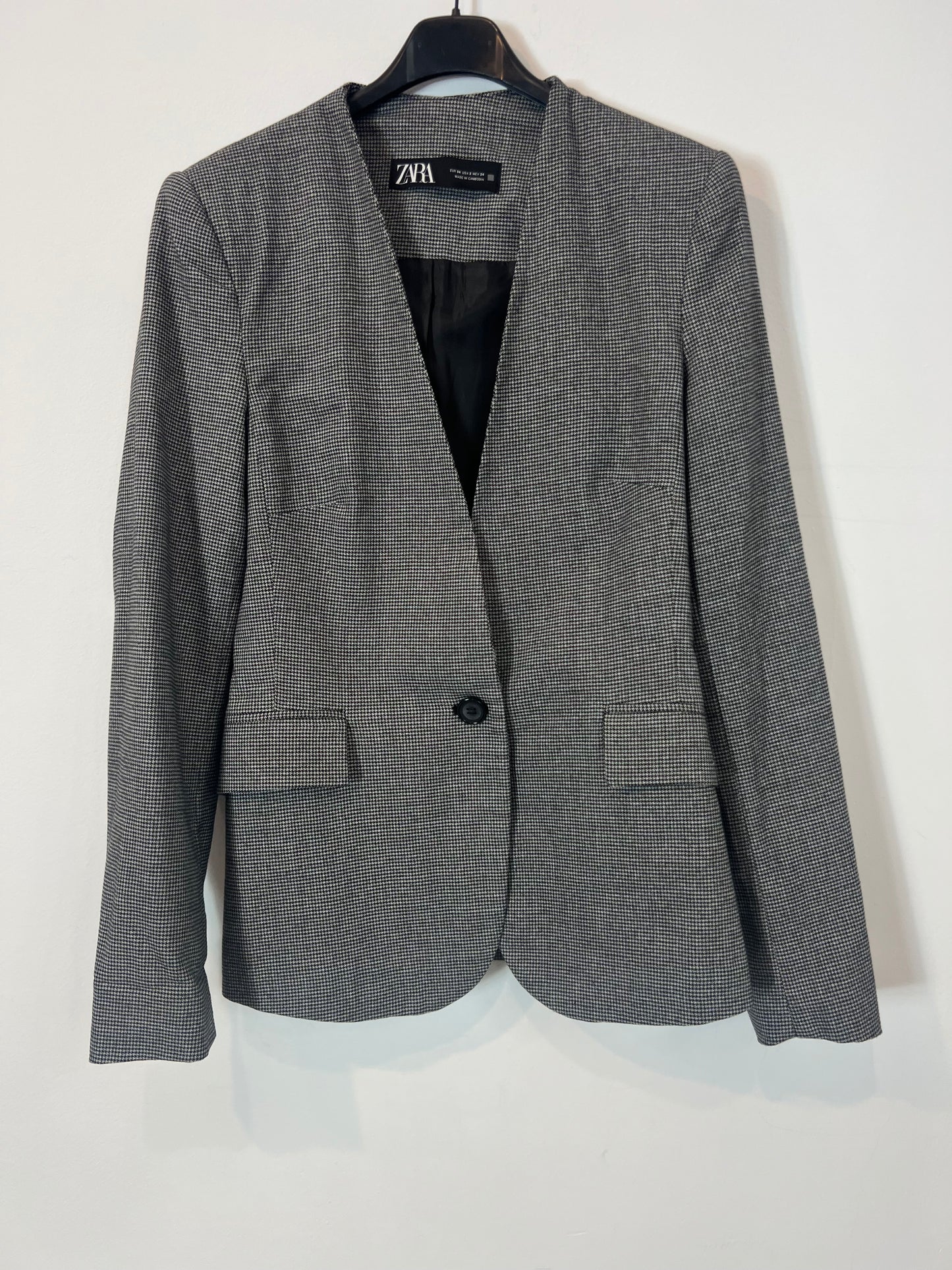 ZARA. Total look pata de gallo T.34