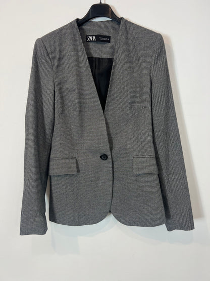 ZARA. Total look pata de gallo T.34